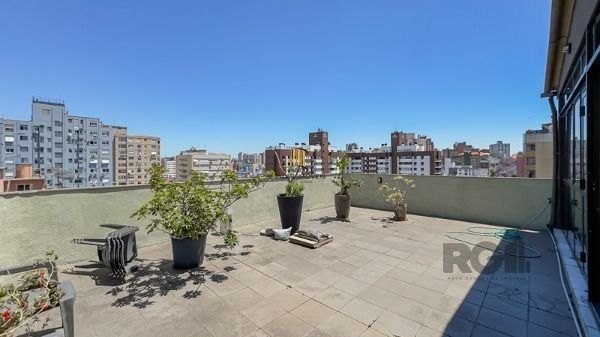 Conjunto/Sala em Porto Alegre, no bairro Bom Fim, e 0 banheiros, à venda.