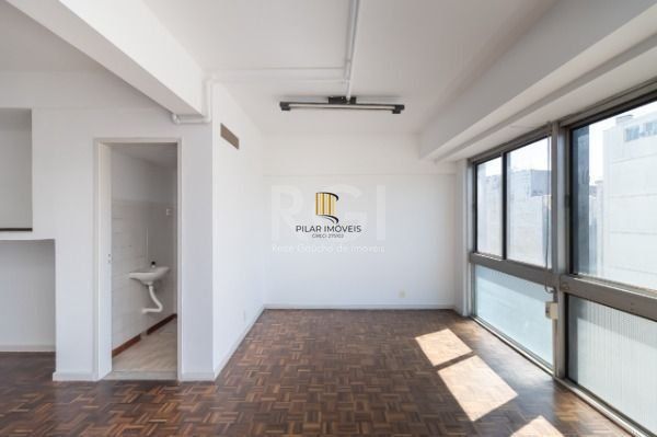 Conjunto/Sala para Venda - 46.38m², 0 dormitórios, Centro Histórico