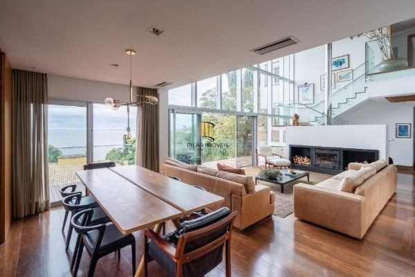 Casa para Venda - 463.7m², 4 dormitórios, sendo 4 suites, 4 vagas - Vila Conceiç