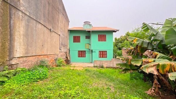Casa em Porto Alegre, no bairro Vila Nova, com 2 dormitório(s), à venda.