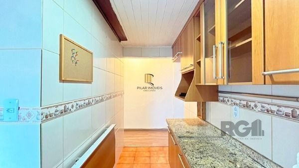 Apartamento em Porto Alegre, no bairro Cristal, com 2 dormitório(s), 1 vaga por 