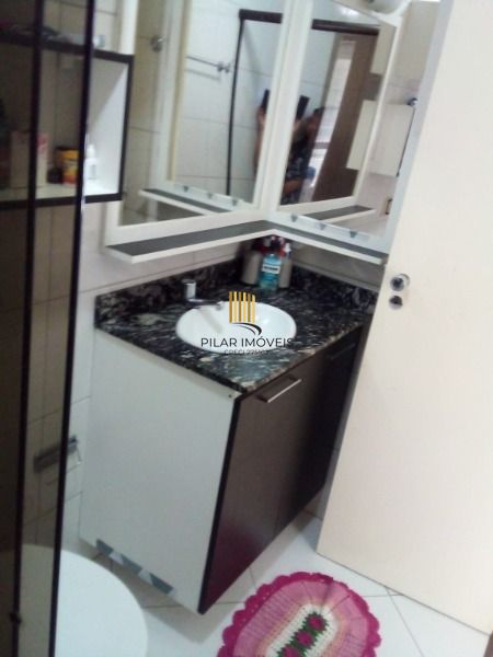 Apartamento 2 dormitórios à venda Camaquã Porto Alegre/RS