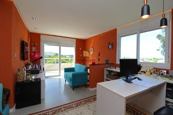 Casa Condominio em Porto Alegre, no bairro Ipanema, com 2 dormitório(s), e 2 ban