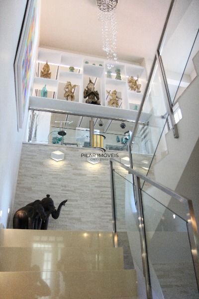 Casa para Venda - 740m², 5 dormitórios, sendo 5 suites, 5 vagas - Jardim Isabel