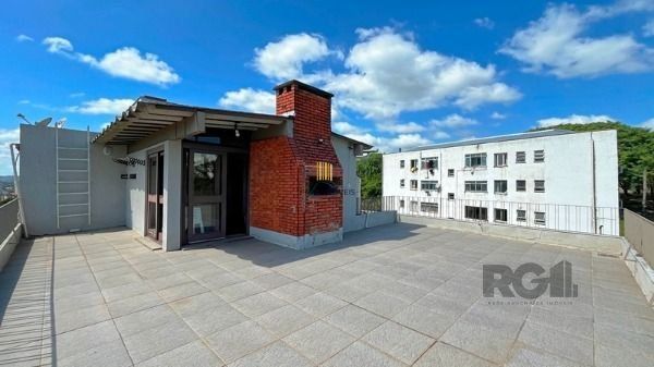 Apartamento em Porto Alegre, no bairro Medianeira, com 3 dormitório(s), e 3 banh