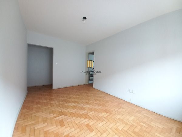 Apartamento em Porto Alegre, no bairro Partenon, com 2 dormitório(s), e 2 banhei