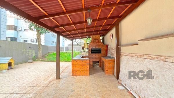 Casa para Venda - 240m², 4 dormitórios, 3 vagas - Nonoai