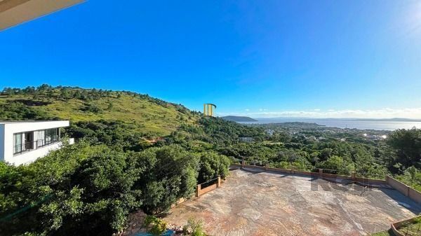 Casa Condominio para Venda - 500m², 0 dormitórios, Altos do Ipê