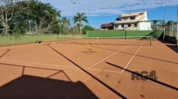 Casa Condominio em Porto Alegre, no bairro Cavalhada, com 4 dormitório(s), e 4 b