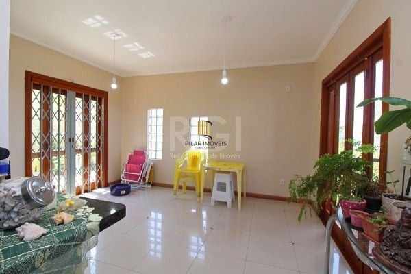 Casa Condominio em Porto Alegre, no bairro Glória, com 3 dormitório(s), e 3 banh