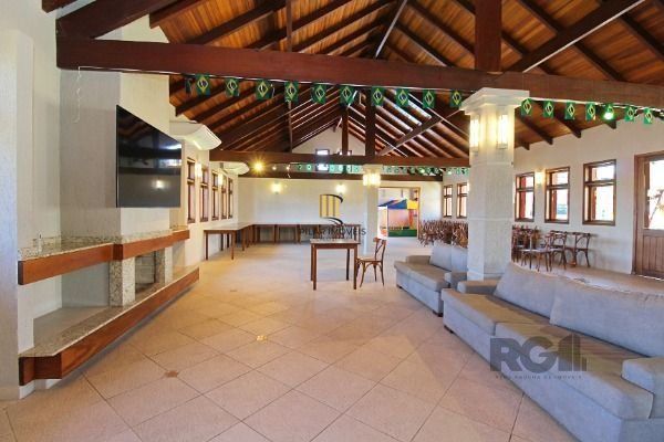 Casa Condominio em Porto Alegre, no bairro Hípica, com 3 dormitório(s), e 3 banh