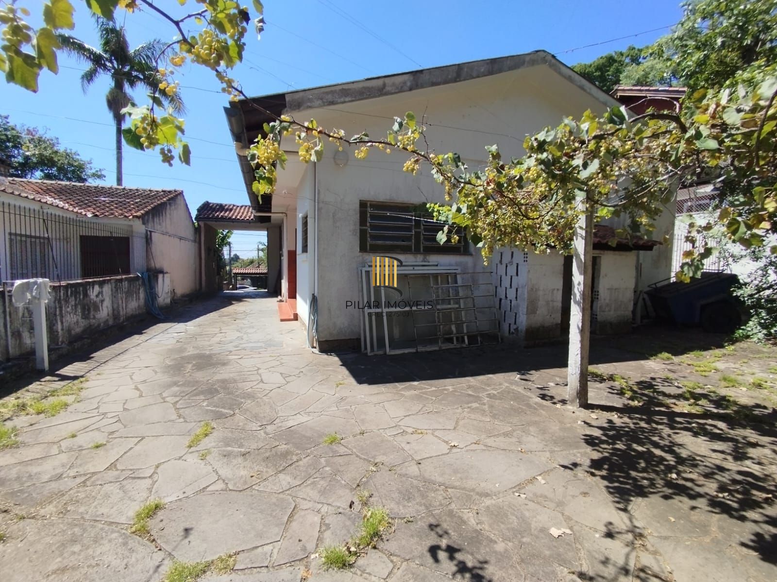 Casa 3 dormitórios no bairro Tristeza