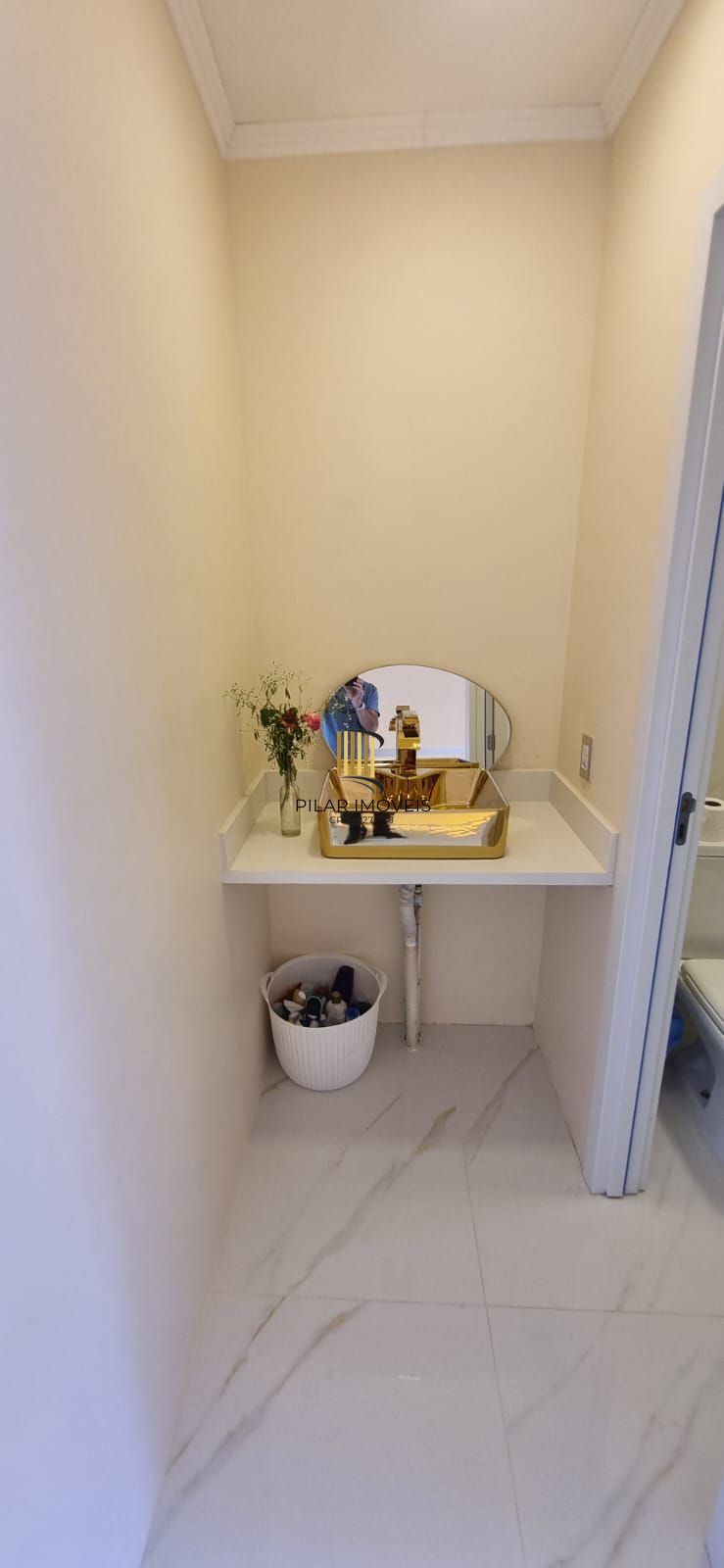 Ótimo sobrado em condomínio fechado com 2 dormitórios á venda bairro Vila Nova