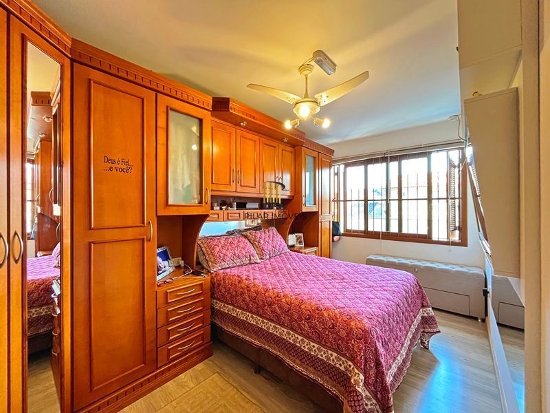 Ótima Residência com 4D, piscina e garagem fechada para 2 carros no Jardim Media