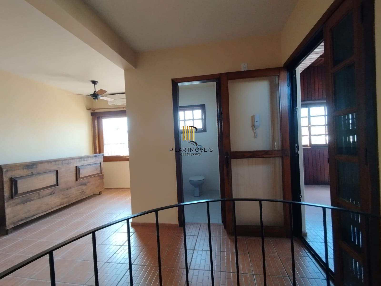 Linda cobertura no bairro Tristeza para venda.