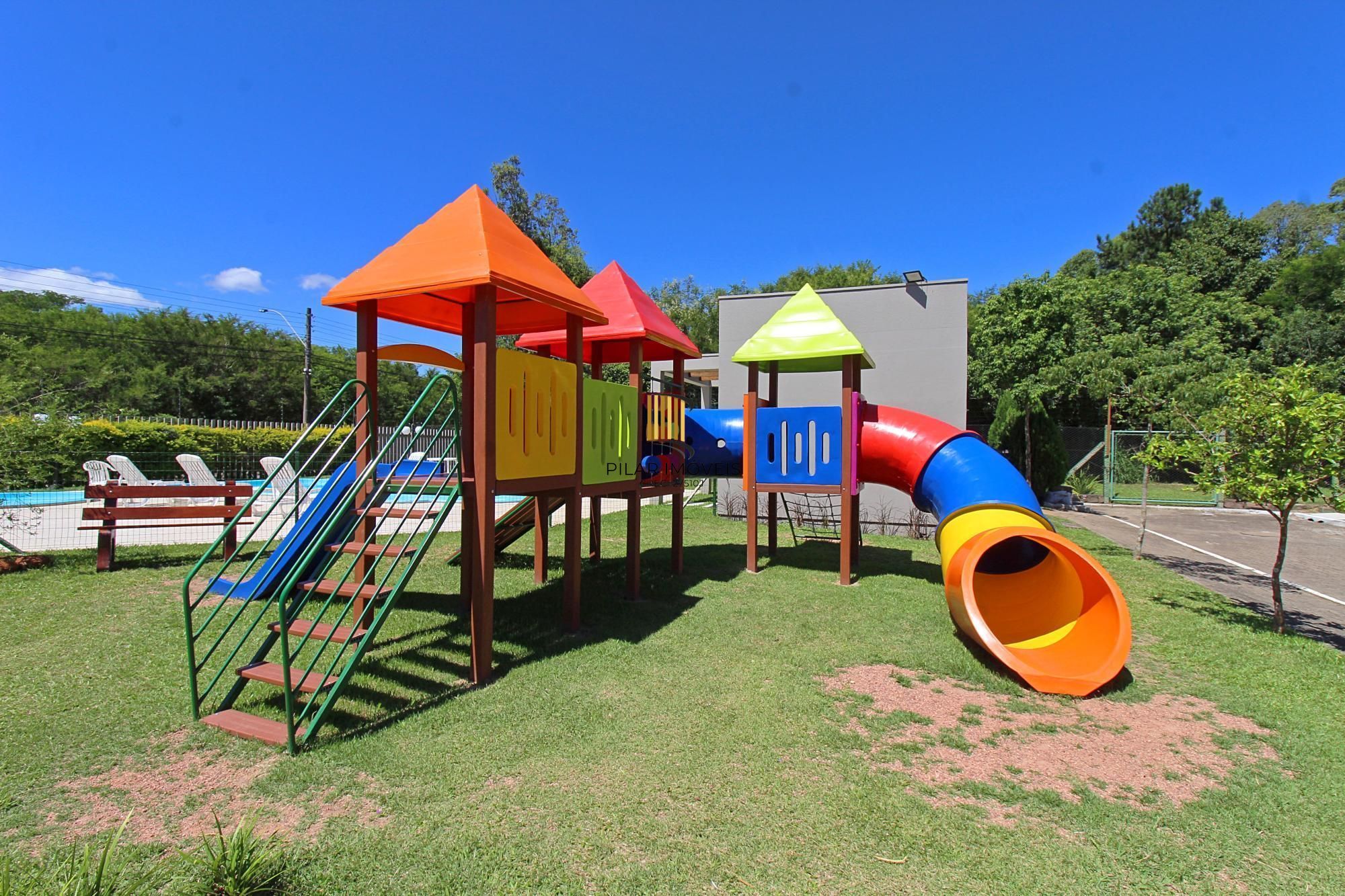 Casa Condominio em Porto Alegre, no bairro Hípica, com 3 dormitório(s), e 3 banh