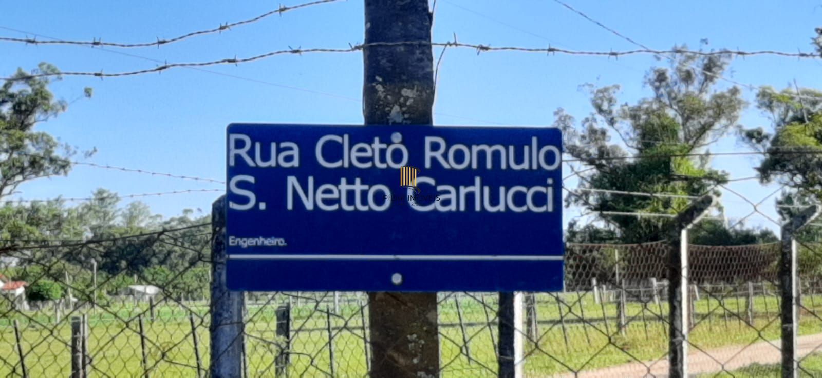 Ótimo sítio no parque São Paulo.