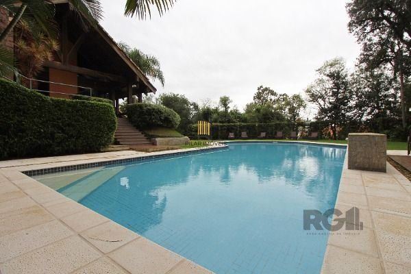 Casa Condominio em Porto Alegre, no bairro Sétimo Céu, com 4 dormitório(s), e 4 