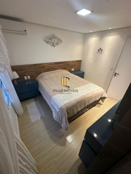 Casa Condominio em Porto Alegre, no bairro Tristeza, com 3 dormitório(s), e 3 ba