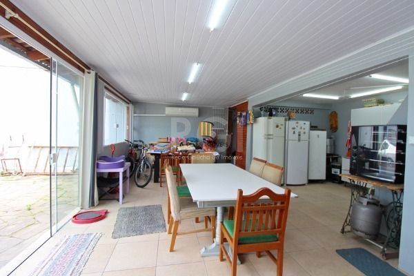 Casa para Venda - 429m², 5 dormitórios, sendo 1 suites, 3 vagas - Ipanema