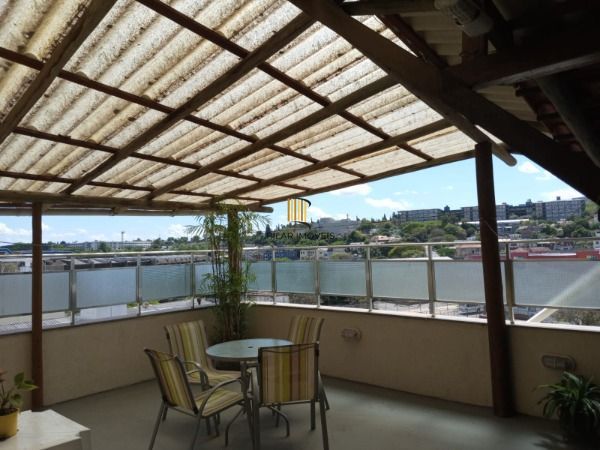 Casa para Venda - 228m², 4 dormitórios, sendo 2 suites, 3 vagas - Medianeira