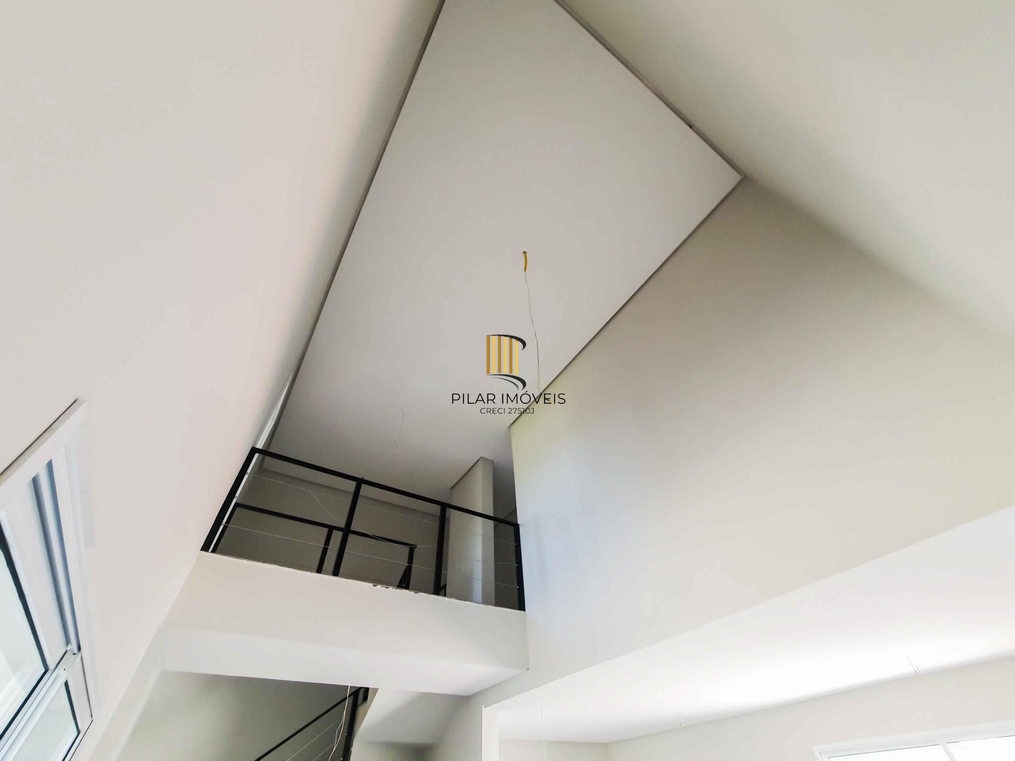 Condomínio Garden, bairro Hípica, 3 dormitórios, 1 suíte, pátio, infra de clube