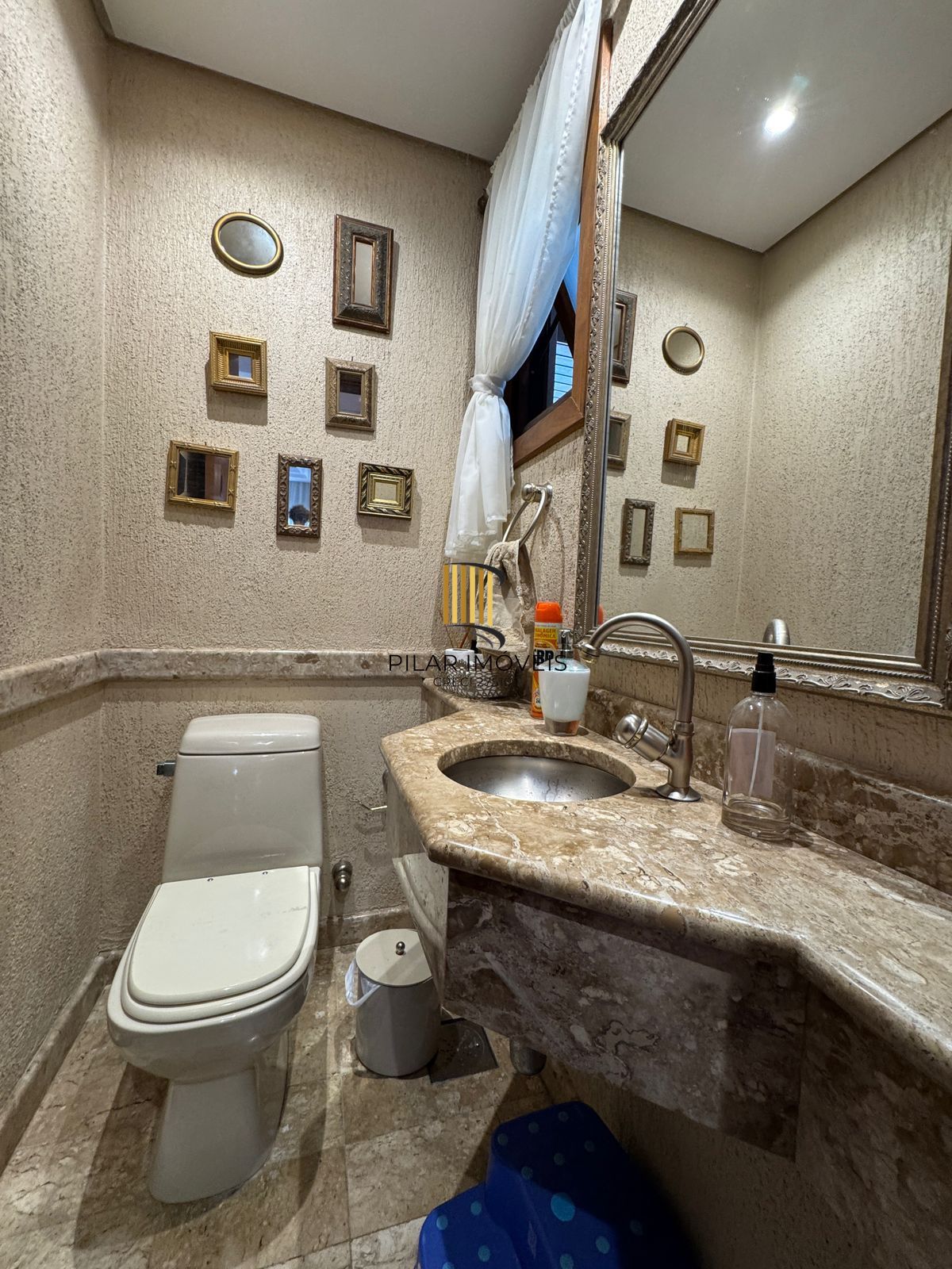 Casa do Condomínio Ilha de Majorca- Bairro Tristeza - 4D - 232 m²