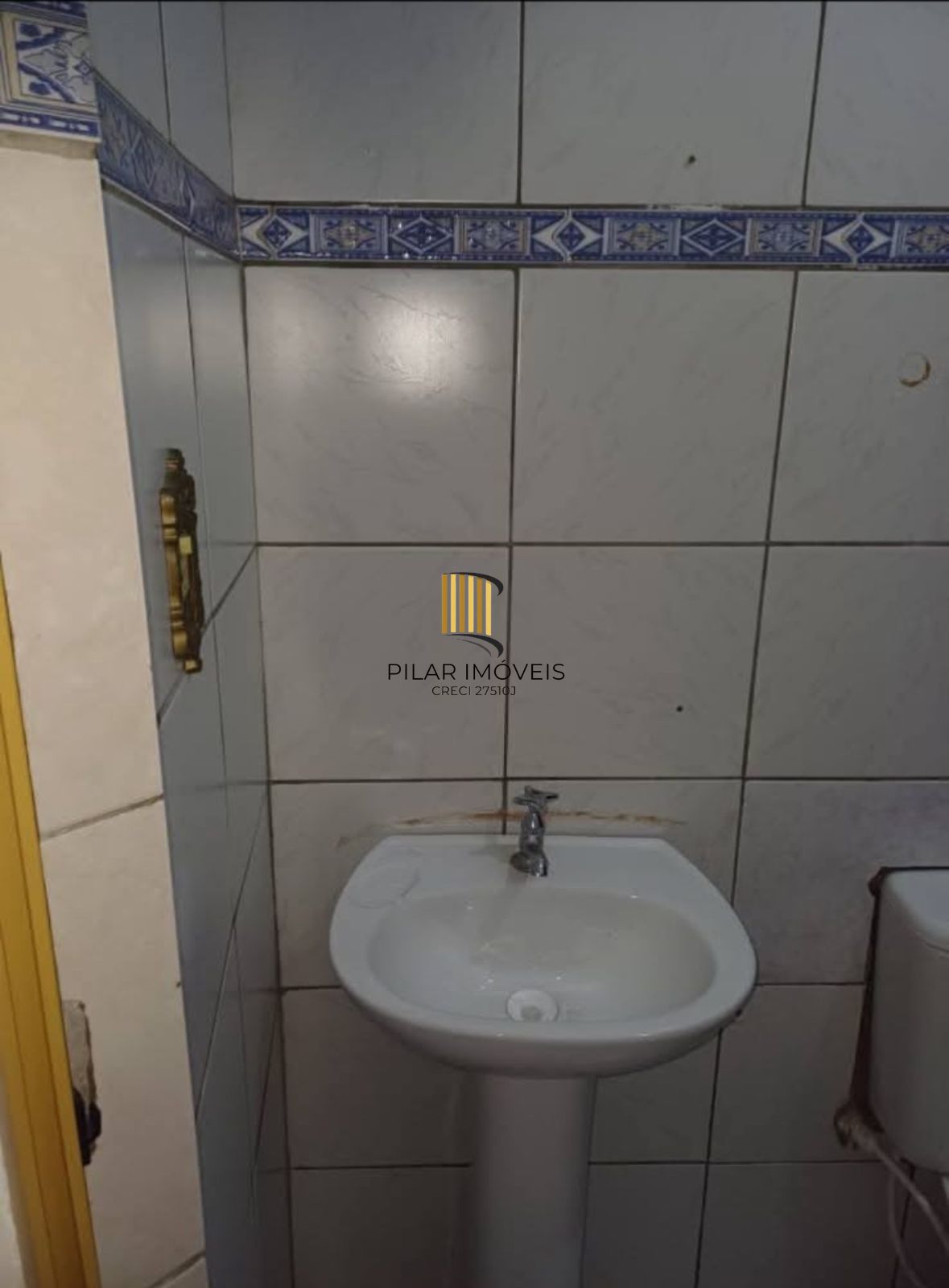 Residência em Condominio para Venda com 2 dormitórios com 1 vaga - Santo Antonio