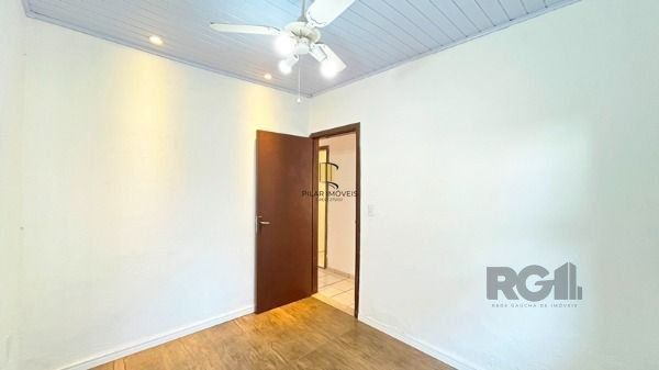 Casa em Porto Alegre, no bairro Restinga, com 2 dormitório(s),