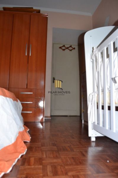 Apartamento em Porto Alegre, no bairro Cidade Baixa, com 2 dormitório(s), e 2 ba