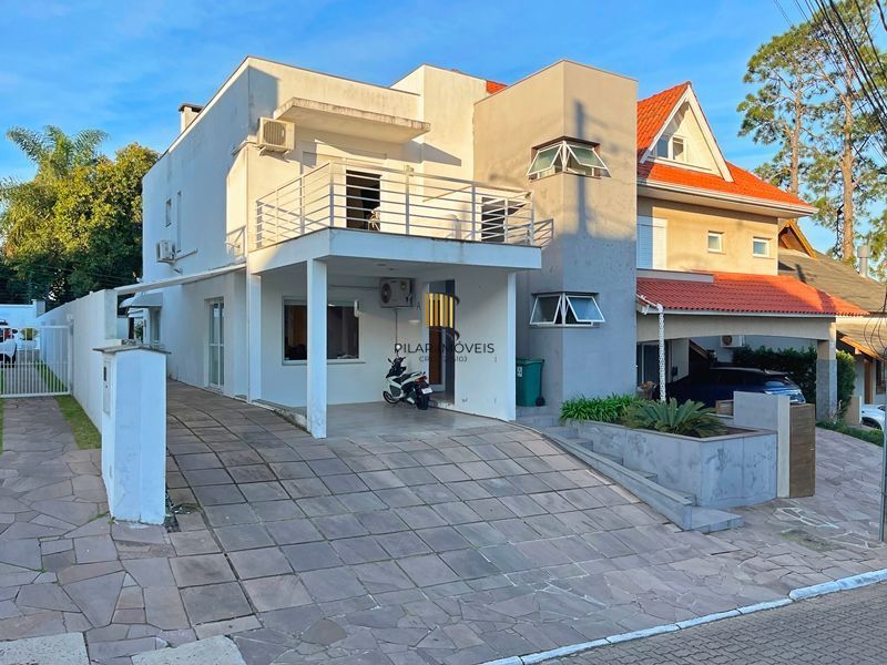 **Residência á venda no Condomínio Mountain ville  RS**