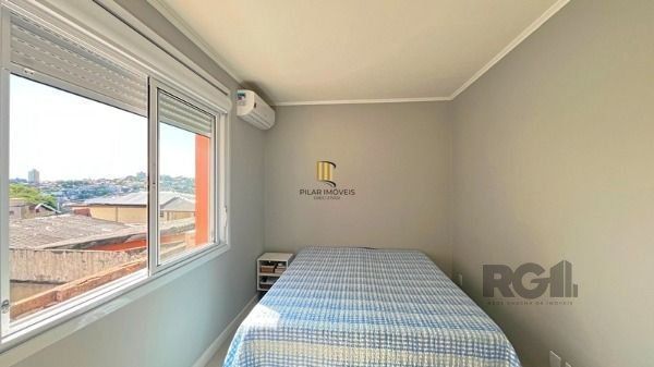 Apartamento em Porto Alegre, no bairro Medianeira, com 3 dormitório(s), e 3 banh