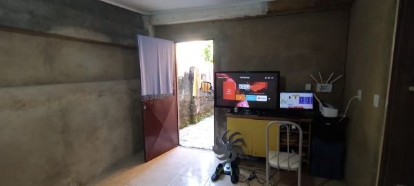 Casa em Porto Alegre, no bairro Tristeza, com 3 dormitório(s), e 3 banheiros, à 