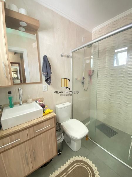 Casa para Venda - 137m², 3 dormitórios, sendo 1 suites, 2 vagas - Hípica