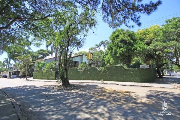 Casa para Venda - 200m², 3 dormitórios, sendo 1 suites, 4 vagas - Ipanema