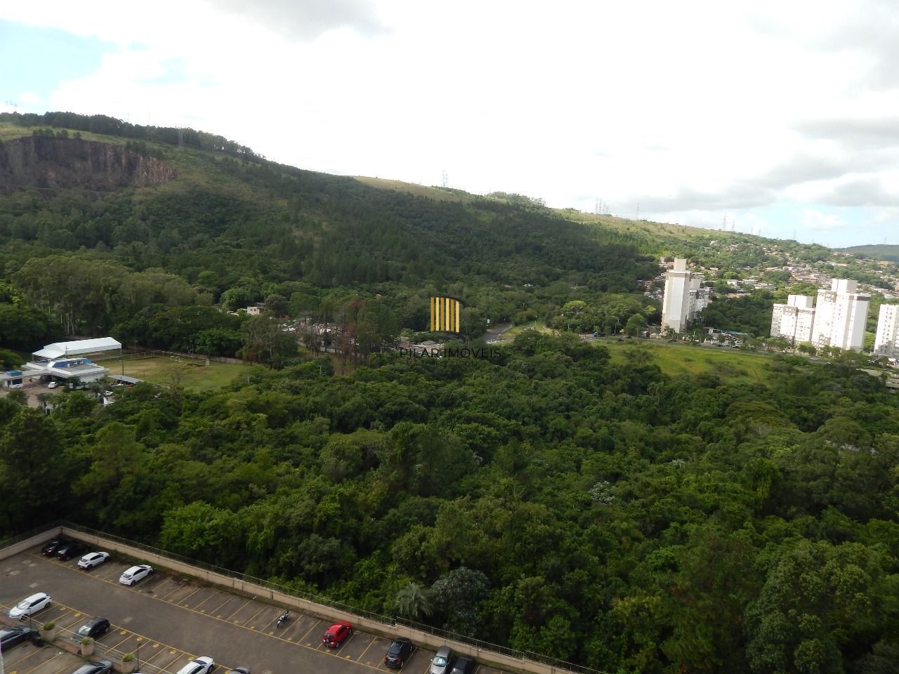 Ótimo apartamento com 3 dormitórios.