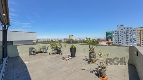 Conjunto/Sala em Porto Alegre, no bairro Bom Fim, e 0 banheiros, à venda.