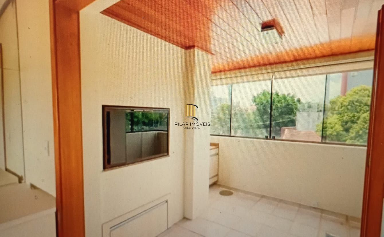 Ótimo apartamento com  03 dormitórios no Bairro Petrópolis