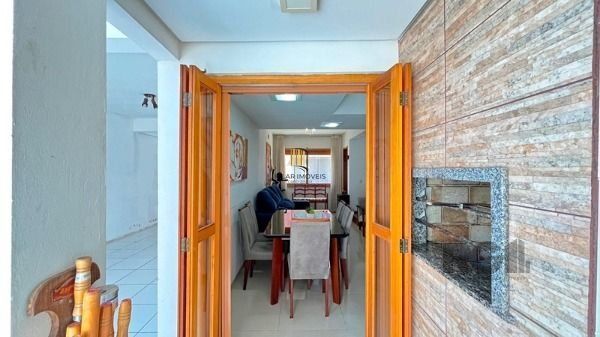 Casa Condominio em Porto Alegre, no bairro Tristeza, com 3 dormitório(s), e 3 ba