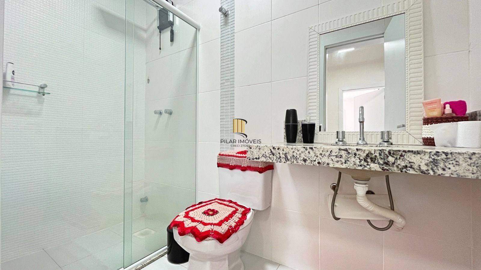 Casa de Condomínio 3 dormitórios no bairro Hípica