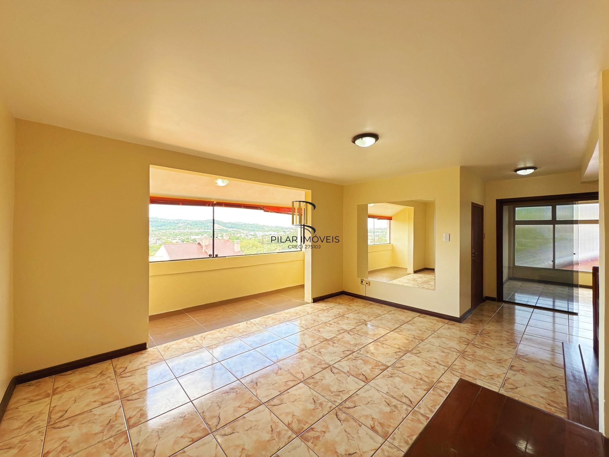 Casa 4 dormitórios no bairro Ipanema