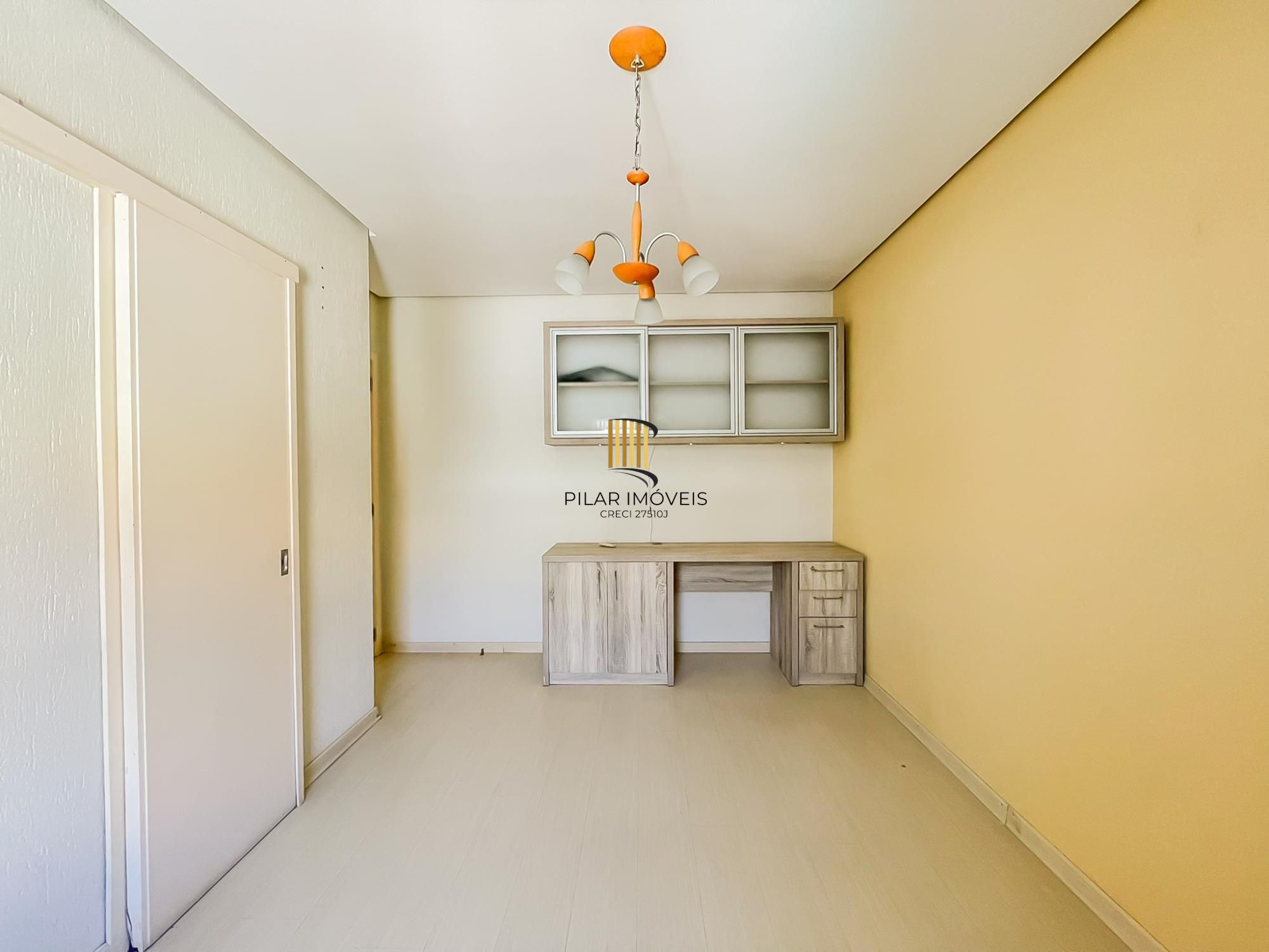 Casa 3 dormitórios no bairro Cristal