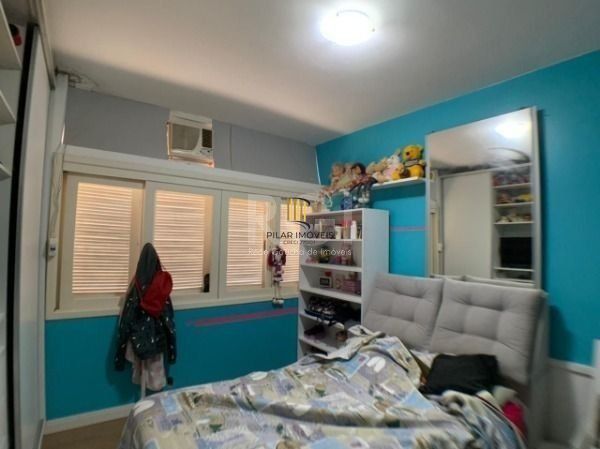 Casa para Venda - 333m², 3 dormitórios, sendo 1 suites, 4 vagas - Ipanema