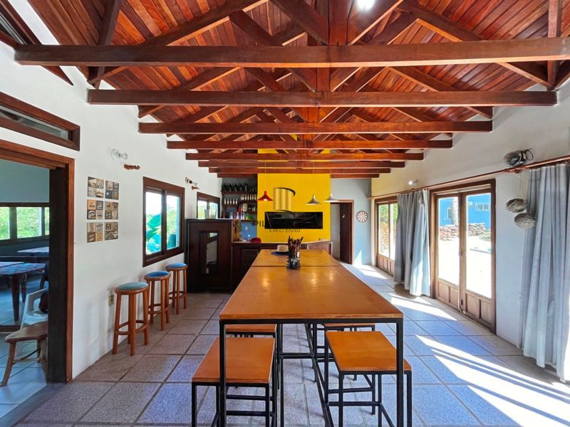 Casa em condomínio para pessoas de bom gosto.