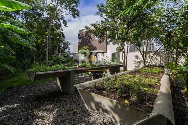 Casa Condominio para Venda - 191m², 3 dormitórios, sendo 1 suites, 2 vagas - Vil