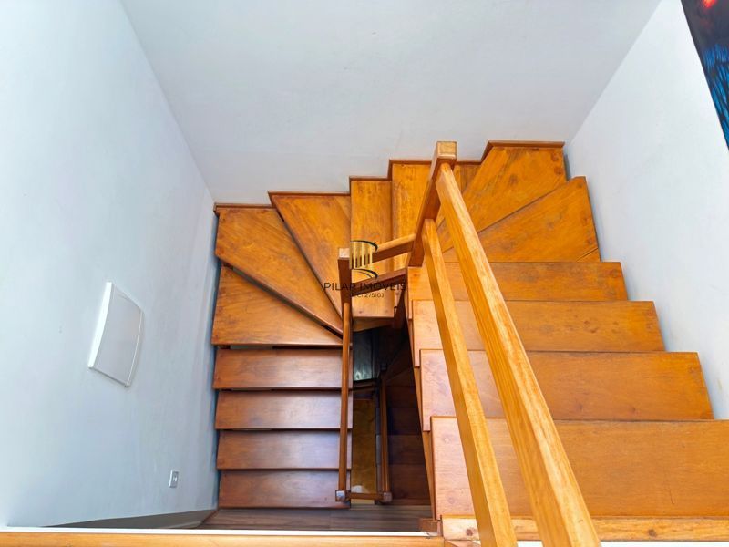 Casa com vista para o Rio e 3 dormitórios