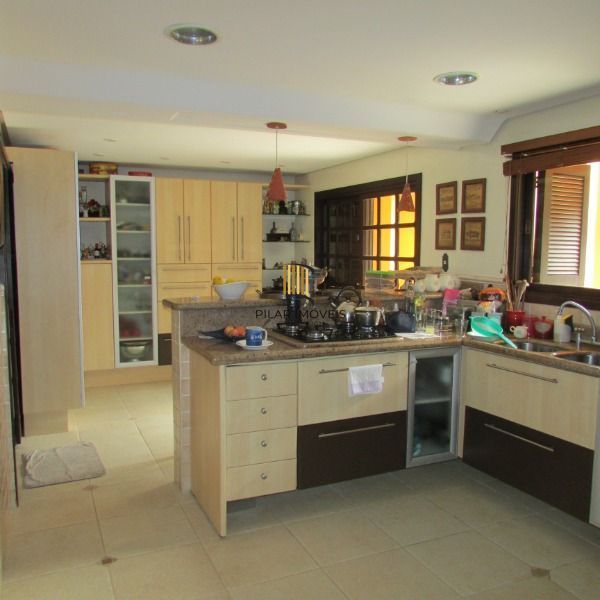 Casa para Venda - 340m², 4 dormitórios, sendo 2 suites, 3 vagas - Jardim Isabel