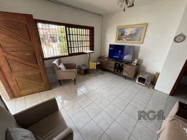 Casa térrea de 3D no miolo do Bairro Tristeza.