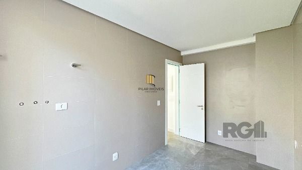 Casa Condominio em Porto Alegre, no bairro Hípica, com 3 dormitório(s), e 3 banh