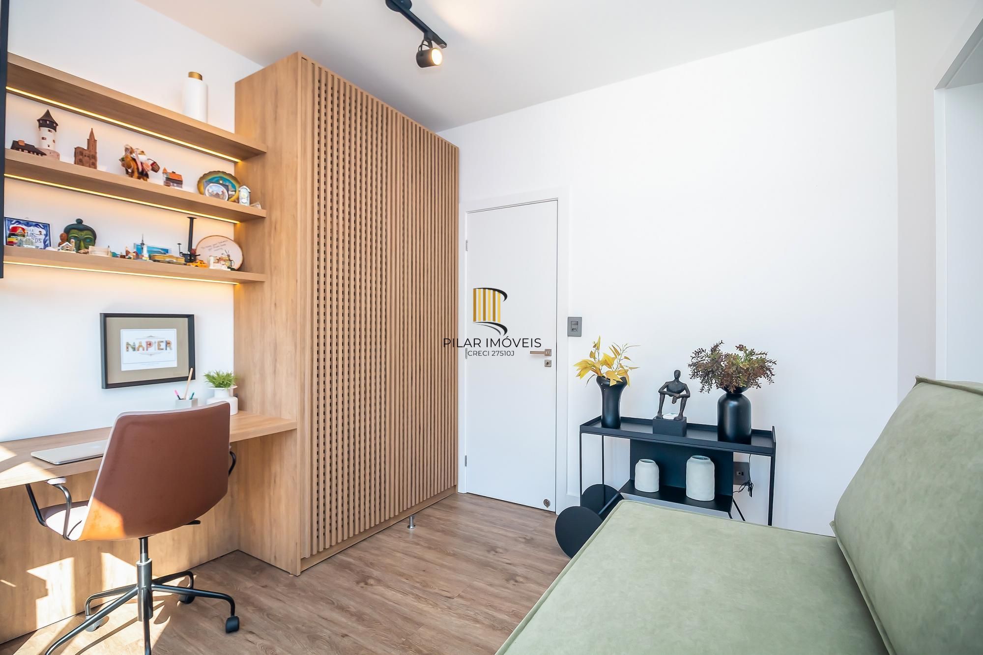 Apartamento NOVO, 100% mobiliado, com 149,84m² de área privativa, 3 suítes e 2 vagas de garagem.